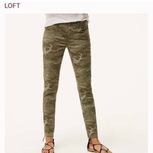 LOFT Marisa Camo Stretch Skinny Ankle Pants Sz 10